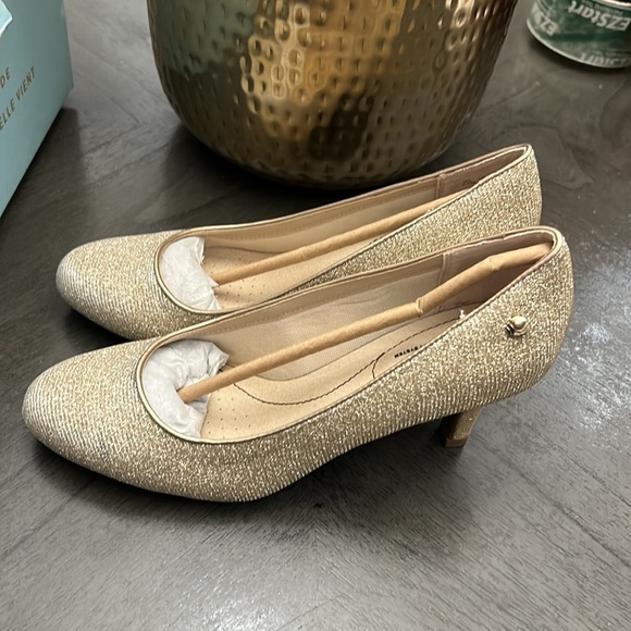 LifeStride Parigi Pump - Picture 10 of 12